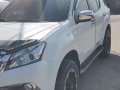 Isuzu Mu-X 2015 at 82000 km for sale -0