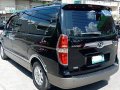 Black Hyundai Grand starex 2011 at 76000 km for sale-7