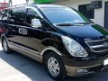 Black Hyundai Grand starex 2011 at 76000 km for sale-14