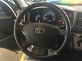Selling Toyota Hiace 2011 at 57671 km-4