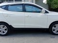 White Hyundai Tucson 2011 at 87000 for sale -9