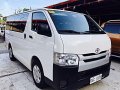 2017 Toyota Hiace for sale in Mandaue -9