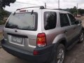 Selling Ford Escape 2004 at 125000 km-7