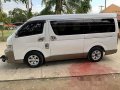 Sell White 2012 Toyota Hiace at 215000 km-4