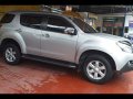 Sell 2015 Isuzu Mu-X SUV at 87000 km-0