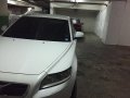 Selling White Volvo S40 2010 Automatic Gasoline -4