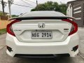 Selling White Honda Civic 2018 Automatic Gasoline at 10000 km-6