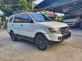 White Isuzu Crosswind 2016 at 30000 km for sale -7