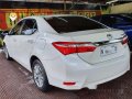White Toyota Corolla altis 2016 Automatic Gasoline for sale-0
