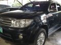 Selling Black Toyota Fortuner 2010 Automatic Diesel at 58000 km-6