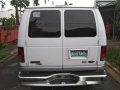 White Ford Econoline 2012 at 78000 km for sale-5