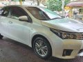 White Toyota Corolla altis 2016 Automatic Gasoline for sale-2