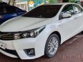White Toyota Corolla altis 2016 Automatic Gasoline for sale-3