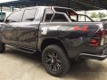 Selling Grey Toyota Hilux 2016 Manual Diesel -3