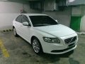 Selling White Volvo S40 2010 Automatic Gasoline -0