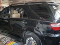 Selling Black Toyota Fortuner 2010 Automatic Diesel at 58000 km-4