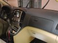 Sell 2009 Hyundai Grand Starex in Parañaque-4