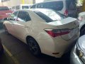 Sell White 2018 Toyota Corolla altis in Quezon City-5