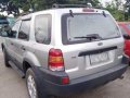 Selling Ford Escape 2004 at 125000 km-6