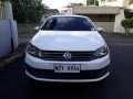 White Volkswagen Polo 2016 at 75000 km for sale -0