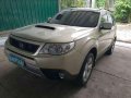 Selling Silver Subaru Forester 2010 at 60000 km-8