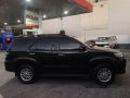 Selling Black Toyota Fortuner 2013 at 24952 km-1