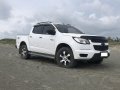 White Chevrolet Colorado 2015 at 40000 km for sale-6