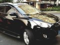 Black Hyundai Tucson 2011 at 37000 km for sale -2