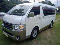 White Toyota Hiace 2018 at 22000 km for sale -8