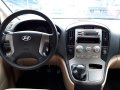 2015 Hyundai Starex GL CRDI MT/Diesel-1
