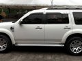 Selling White Ford Everest 2013 in Antipolo-5