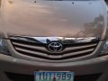 2011 Toyota Innova for sale in Caloocan -0