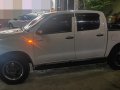 2014 Toyota Hilux for sale in Quezon City-2