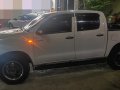 2014 Toyota Hilux for sale in Quezon City-7