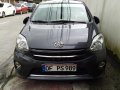 Selling Gray Toyota Wigo 2016 in Quezon City-4