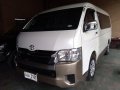 Sell White 2015 Toyota Hiace at 45386 km -0