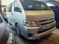 White Toyota Hiace 2018 at 43000 km for sale-2