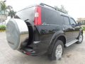 Black Ford Everest 2009 for sale in Quezon City -7