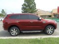 Red Ford Everest 2017 Automatic Diesel for sale -6