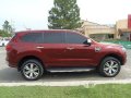 Red Ford Everest 2017 Automatic Diesel for sale -4