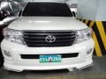 White Toyota Land Cruiser 2013 for sale in Quezon City-8
