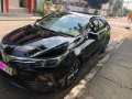 Sell Black 2017 Toyota Corolla Altis at 28000 km -7