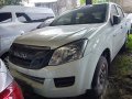White Isuzu D-Max 2017 at 36000 km for sale-1