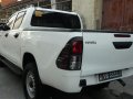 Sell White 2016 Toyota Hilux at 78000 km-6