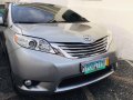 Selling 2011 Toyota Sienna in Muntinlupa-0