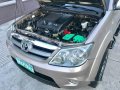 Selling Silver Toyota Fortuner 2007 at 85000 km-0