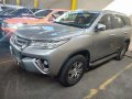 Selling Silver Toyota Fortuner 2017 Automatic Diesel -3