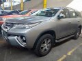 Selling Silver Toyota Fortuner 2017 Automatic Diesel -2