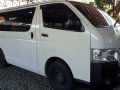 Selling White Toyota Hiace 2018 at 13000 km-4