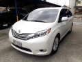 2016 Toyota Sienna Premium Top of the line-4